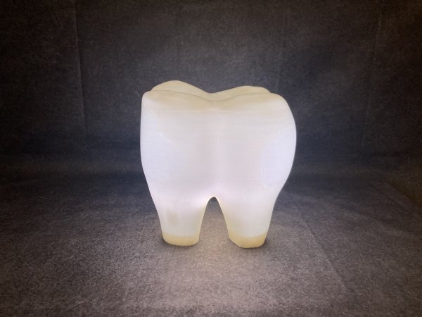 🦷 LED-Praxislicht „Leuchtender riesen Zahn“ – 3D-gedruckte Deko-Lampe mit adressierbaren Effekten, USB-C, Farb- und Funktionswahl