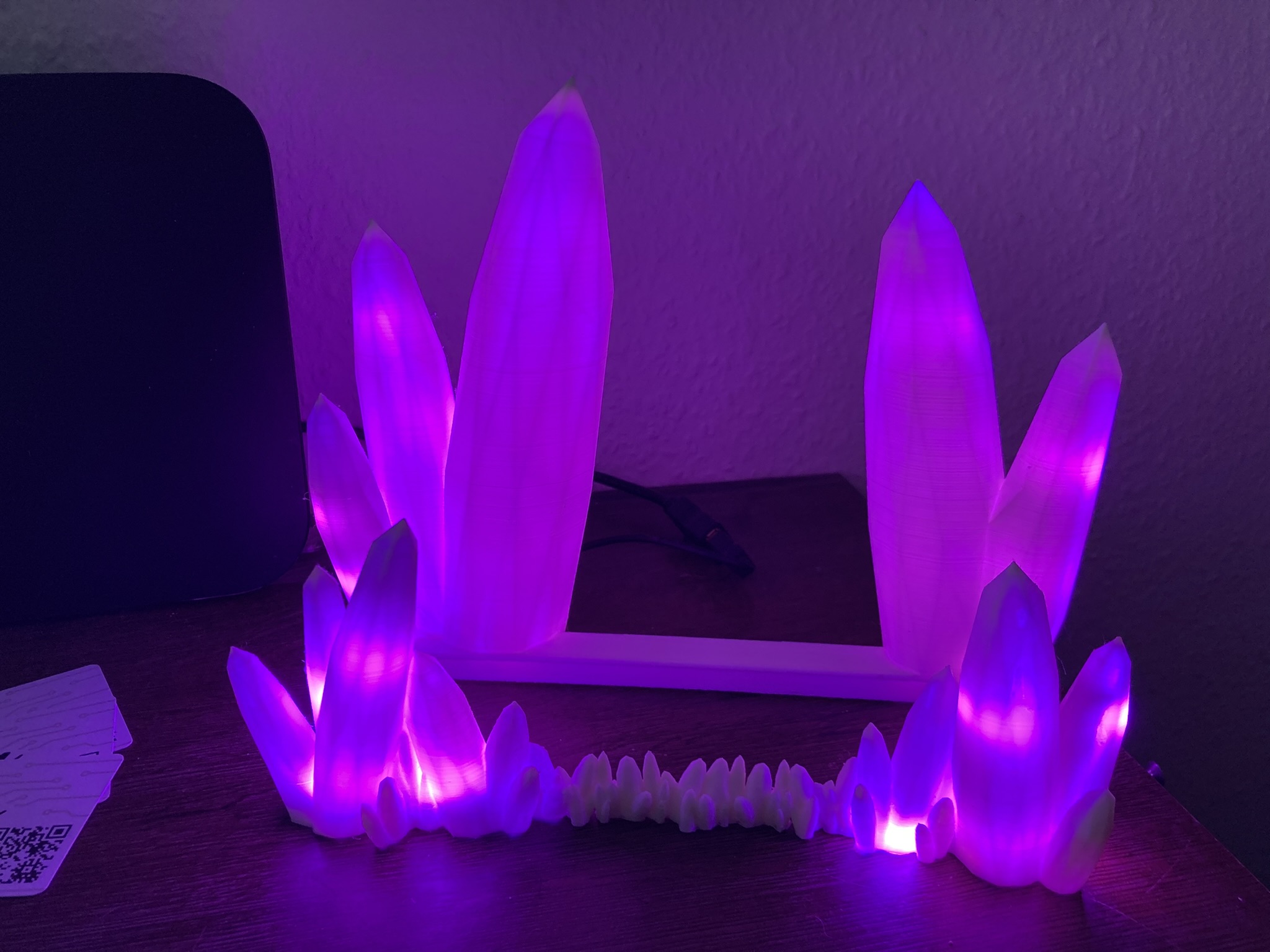 🎮✨ Nintendo Switch Kristall Dock Lampe – Magisches Gaming-Display mit LED-Show!