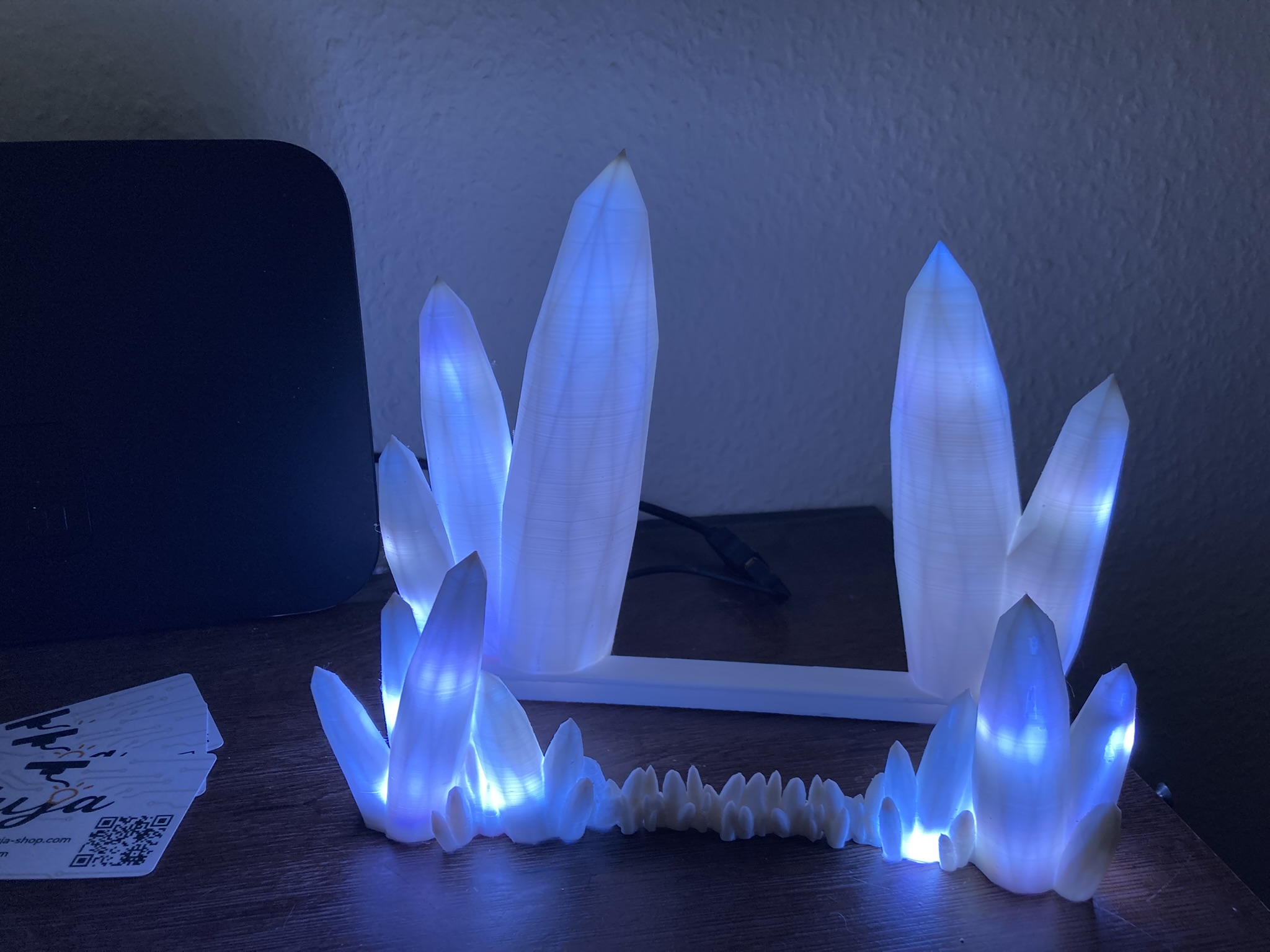 🎮✨ Nintendo Switch Kristall Dock Lampe – Magisches Gaming-Display mit LED-Show!