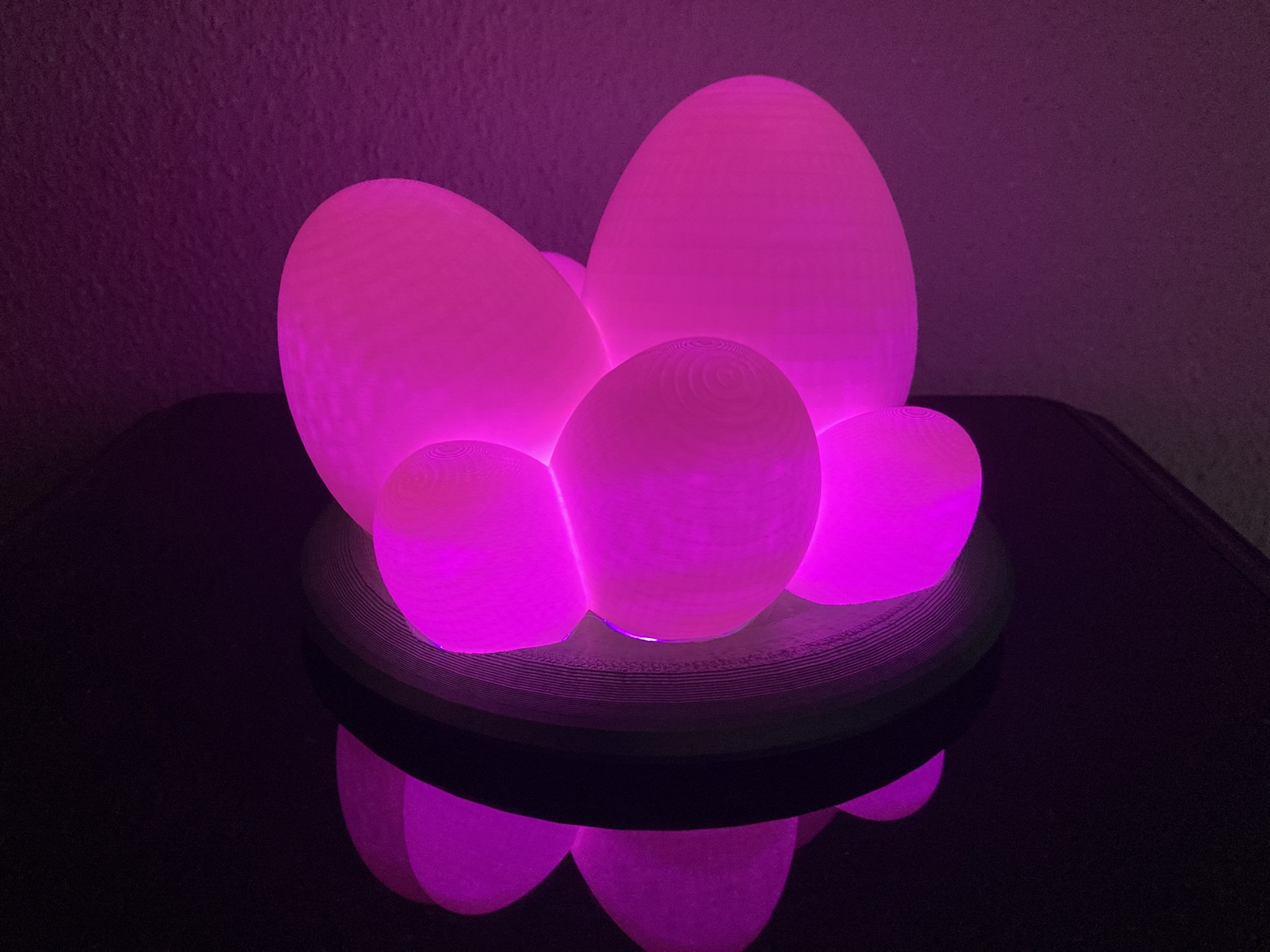 🌟 Handgefertigte LED-Osterlampe „EggGlow 3D“ – Farbwechsel, Effekte &amp; einzigartiges Blender-Design 🐣✨