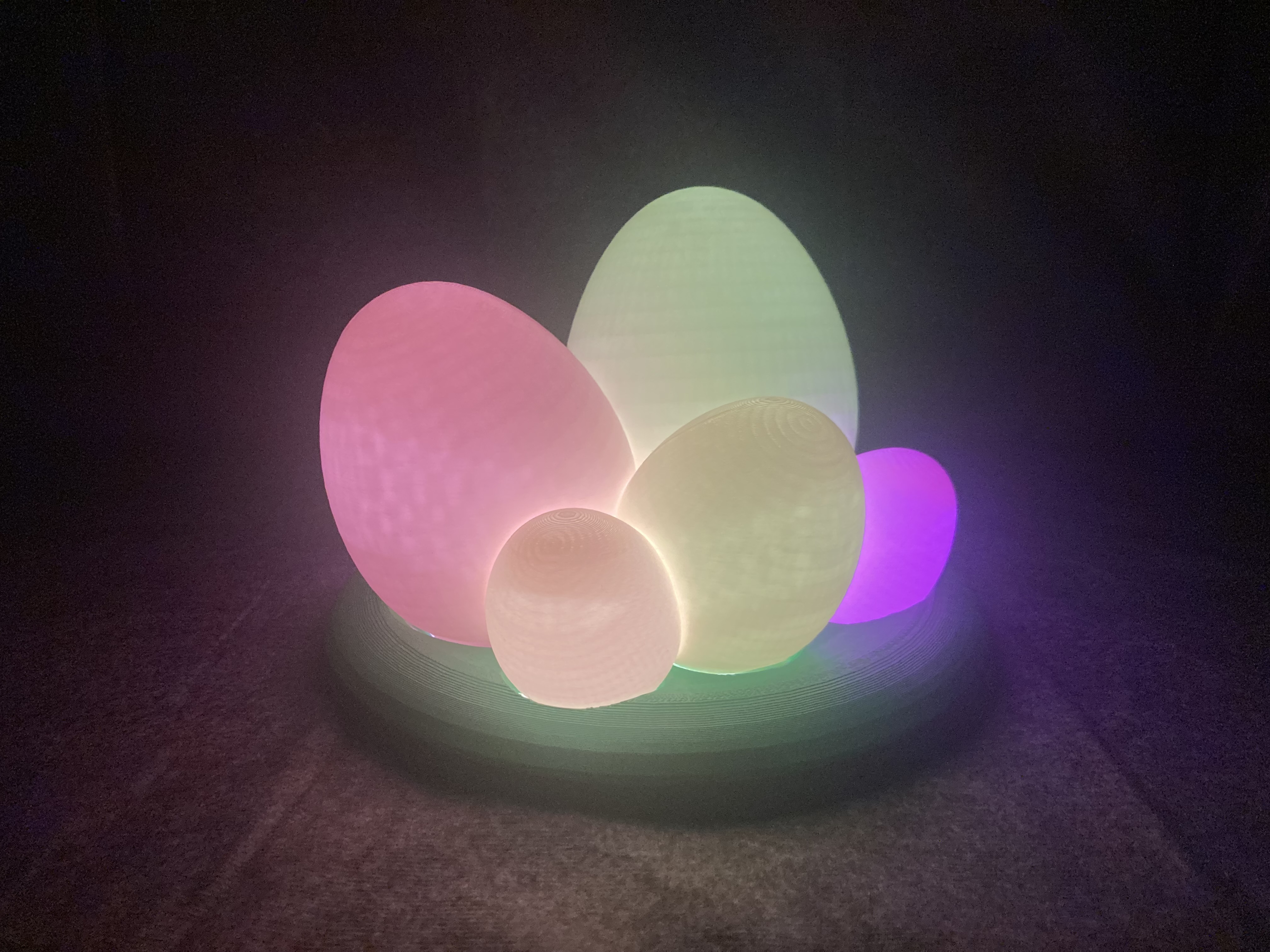 🌟 Handgefertigte LED-Osterlampe „EggGlow 3D“ – Farbwechsel, Effekte und einzigartiges Blender-Design 🐣✨