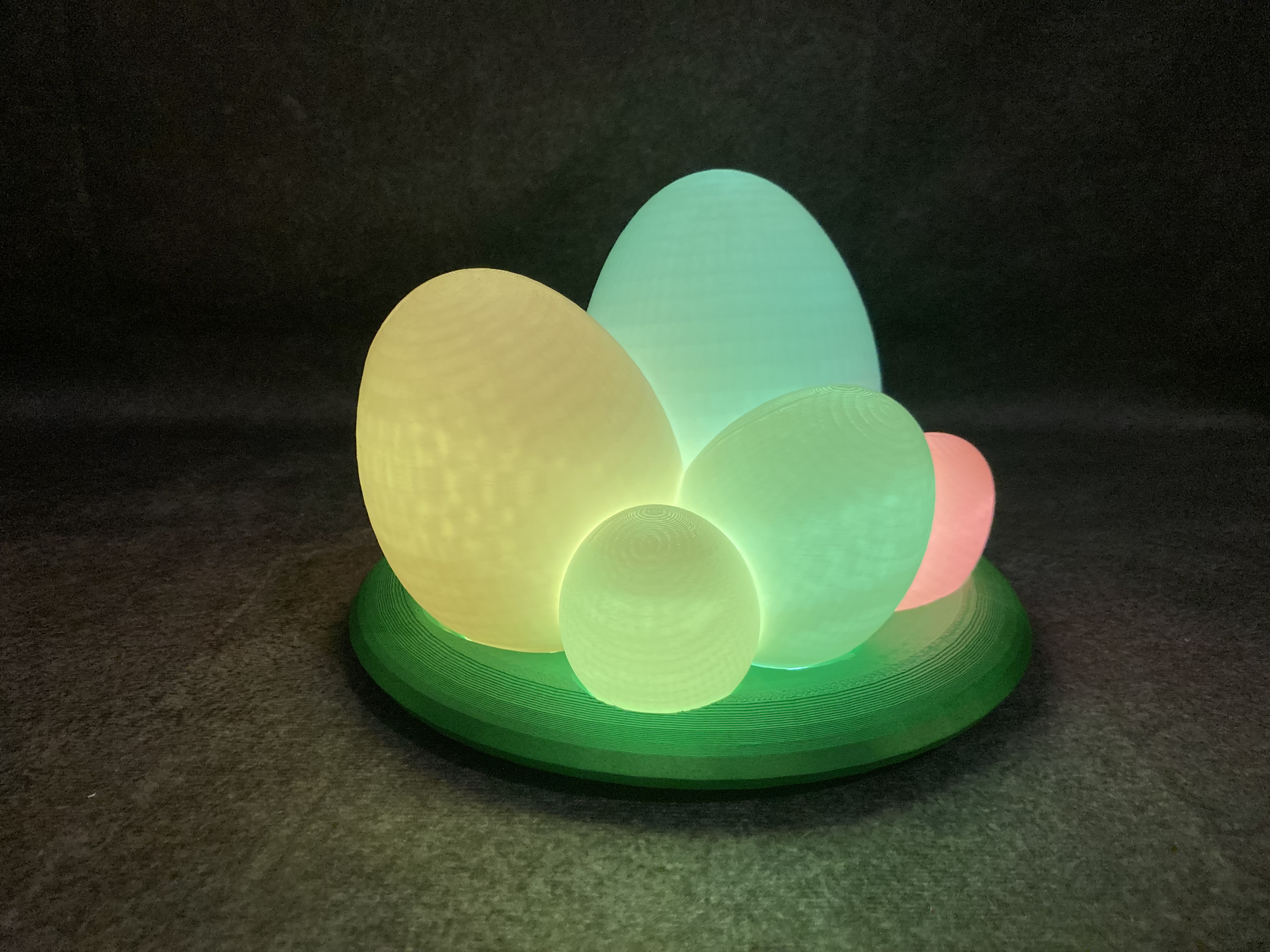 🌟 Handgefertigte LED-Osterlampe „EggGlow 3D“ – Farbwechsel, Effekte und einzigartiges Blender-Design 🐣✨