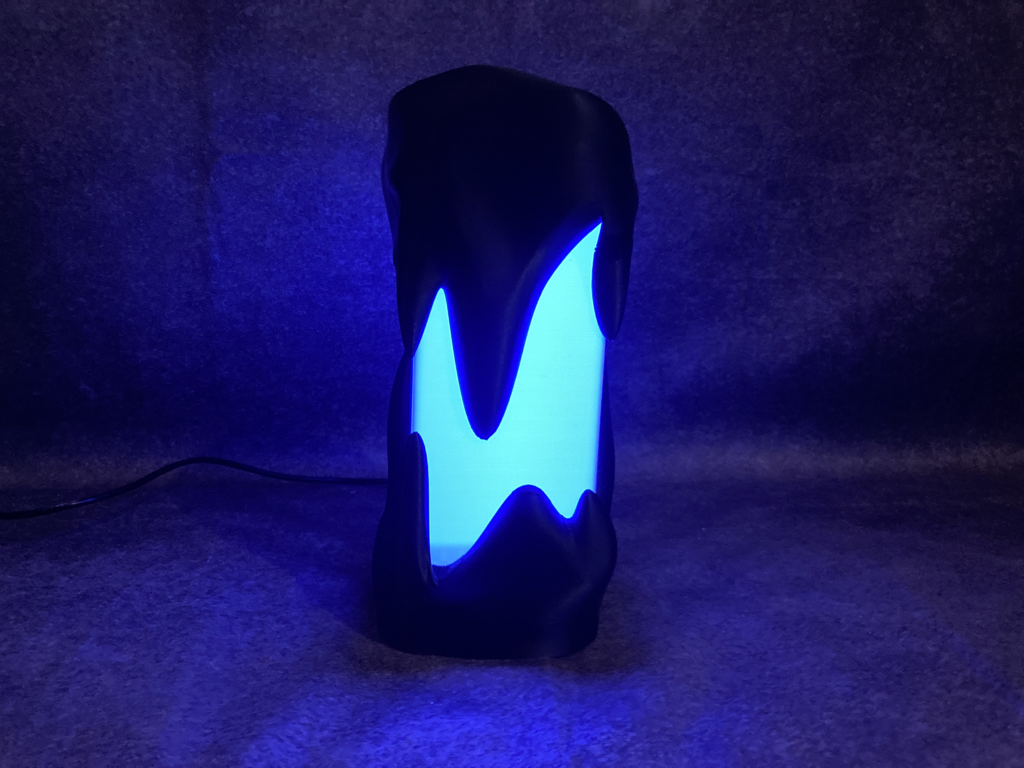 SlimeFlow RGB Designlampe – Organische 3D Druck Leuchte mit fließenden Lichtanimationen